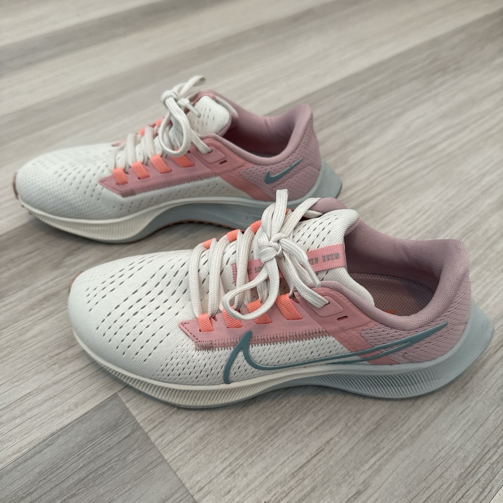 Nike White and Soft Pink Athletic Sneakers